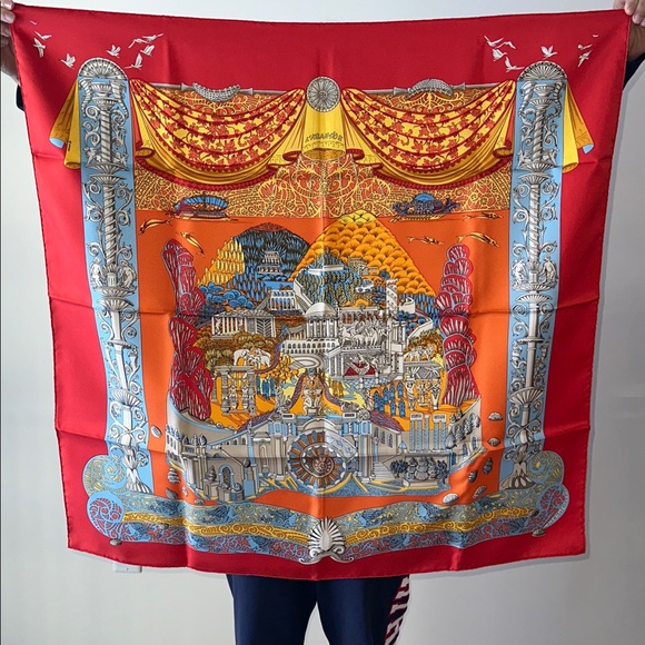 Authentic Hermès L’Atlantide %100 Silk Scarf Carré 90 Red Orange Made in France - Picture 3 of 15